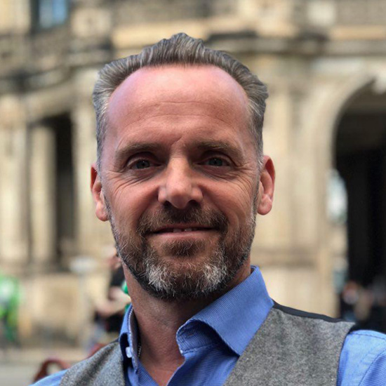 daTRAVEL - Alex King